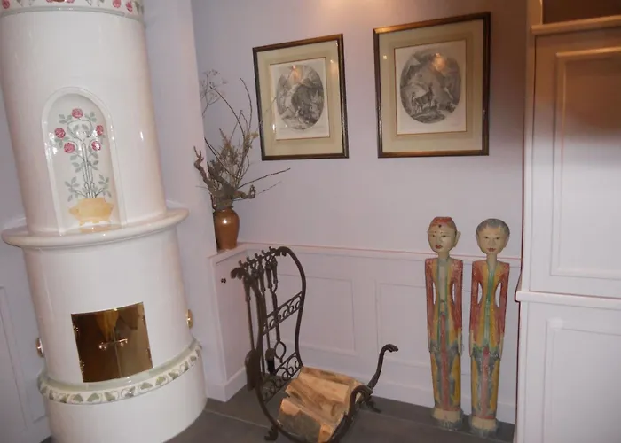 Wuenderschoener Hausteil Mit Garten By Interhome Vakantiehuis *